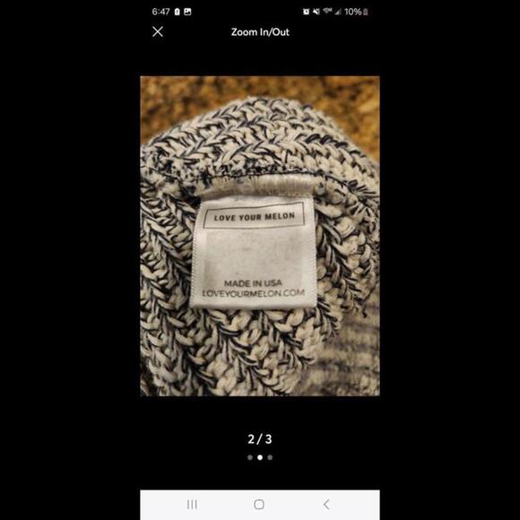 Virgina hoodie with free beenie! - Picture 5 of 5